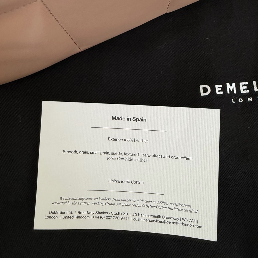 DeMellier Beige Crossbody Camera Bag - Picture 9 of 11